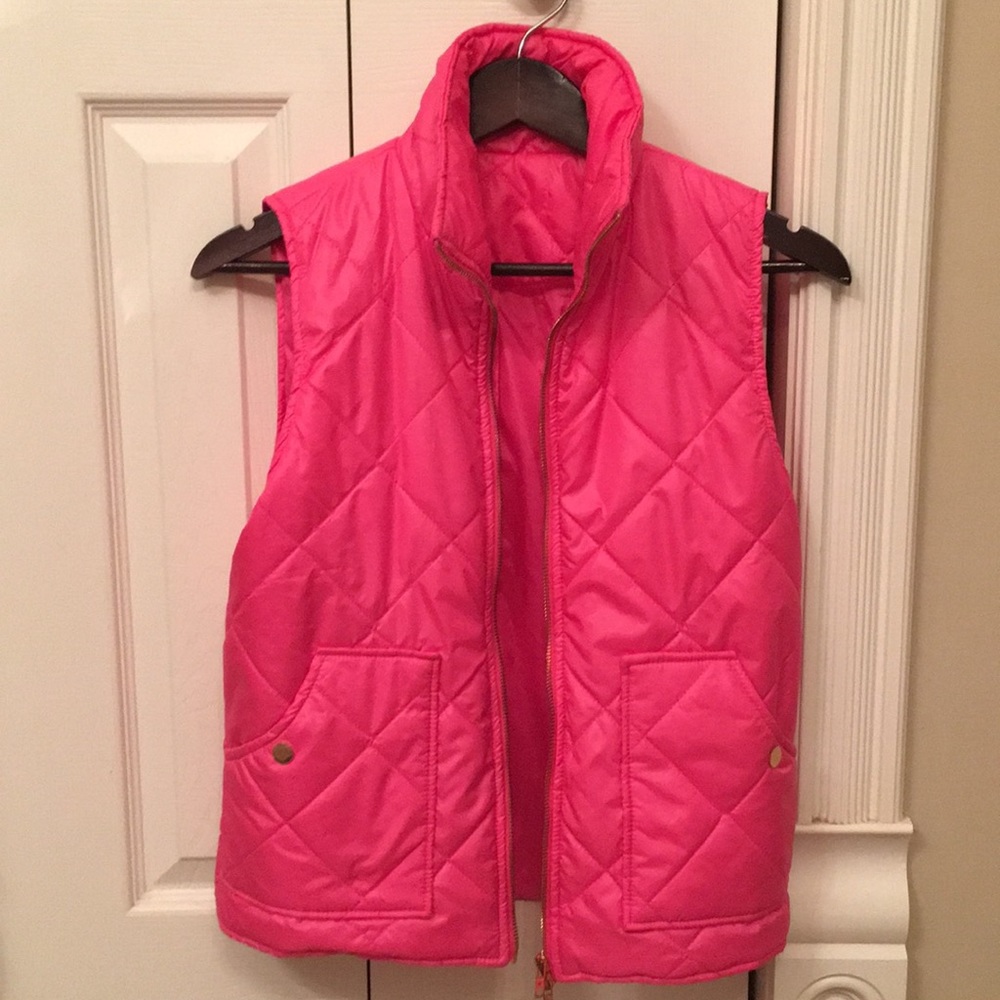 Medium pink vest / jacket